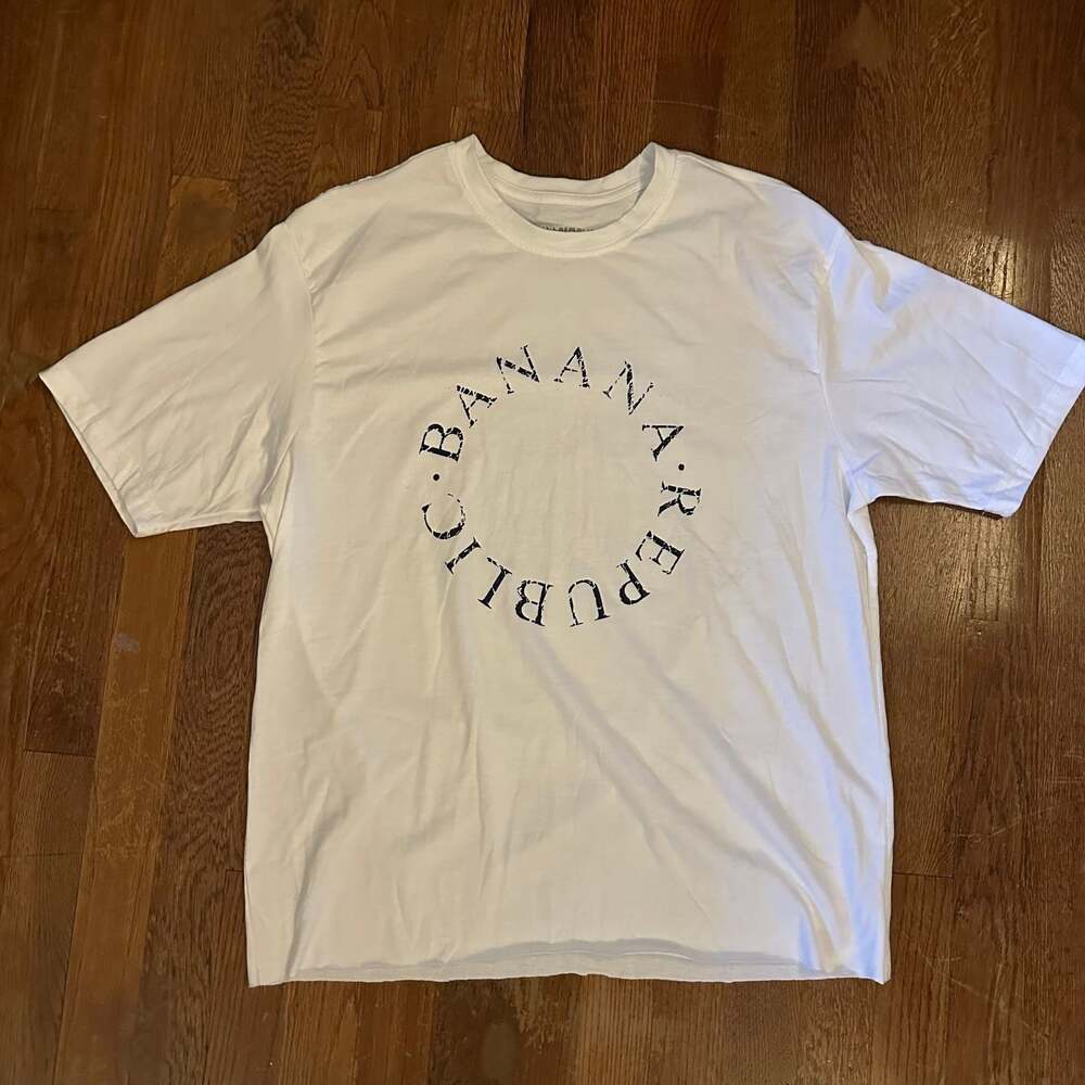 Banana Republic White Logo Graphic Crew Neck T-Shirt